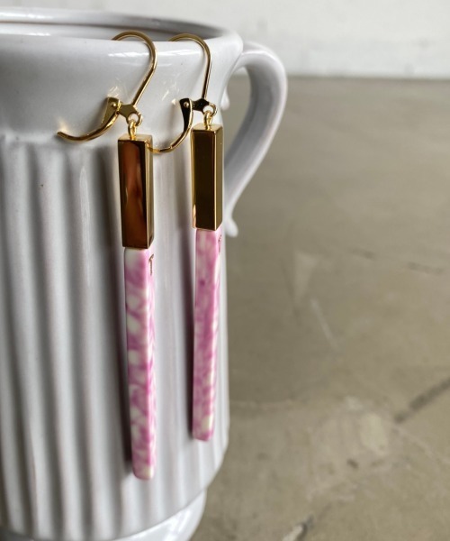 THEATRE PRODUCTS（シアタープロダクツ）の「STICK PIERCE（ピアス（両耳用）・レディース・ブラック/ピンク/オレンジ/ブルー・FREE）」の7枚目の写真