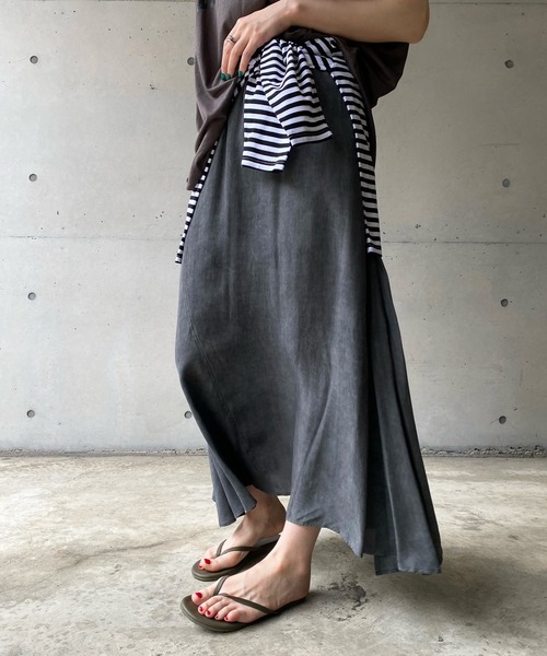 DouDou(ドゥドゥ)の「ムラ染め切替スカート(スカート・レディース・チャコールグレー/グリーン/アイボリー・FREE)」の18枚目の写真