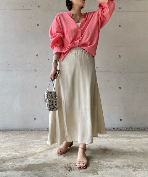 DouDou(ドゥドゥ)の「ムラ染め切替スカート(スカート・レディース・チャコールグレー/グリーン/アイボリー・FREE)」の7枚目の写真