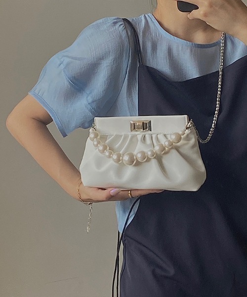 yuue' ( wear )（ユーイ）の「2way パールチェーンショルダーハンドバッグ（ハンドバッグ・レディース・ホワイト/ブラック・FREE）」の20枚目の写真