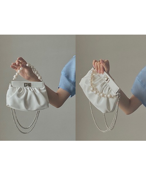 yuue' ( wear )（ユーイ）の「2way パールチェーンショルダーハンドバッグ（ハンドバッグ・レディース・ホワイト/ブラック・FREE）」の9枚目の写真
