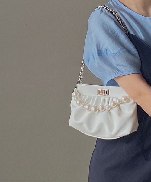 yuue' ( wear )（ユーイ）の「2way パールチェーンショルダーハンドバッグ（ハンドバッグ・レディース・ホワイト/ブラック・FREE）」の15枚目の写真