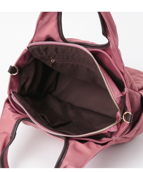 Via Demizon（ビアデミゾン）の「ネコ柄のキルティング２WAYトートバッグ（トートバッグ・レディース・ブラック/ピンク/ダークベージュ/ネイビー・フリー）」の17枚目の写真