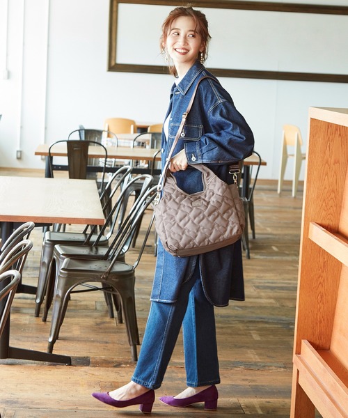 Via Demizon（ビアデミゾン）の「ネコ柄のキルティング２WAYトートバッグ（トートバッグ・レディース・ブラック/ピンク/ダークベージュ/ネイビー・フリー）」の22枚目の写真