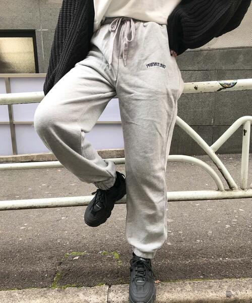 INGNI(イング)の「ロゴスウェットパンツ(その他パンツ・レディース・オートミール/レッド/オフホワイト/グレー/ブラック/グリーン・FREE)」の12枚目の写真