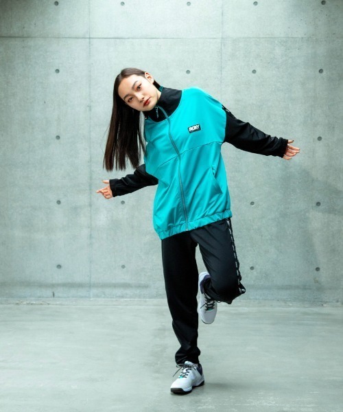 ROXY(ロキシー)の「LUCK PANTS/ロキシーサイドラインパンツ(その他パンツ・レディース・ブルー/ブラック/グレー・LARGE/MEDIUM/SMALL)」の8枚目の写真