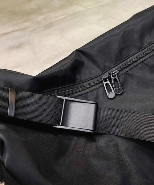 Anuenue（アヌエヌエ）の「大容量 ショルダーバッグ（ショルダーバッグ・レディース・ネイビー/ブラック/グレー・FREE）」の9枚目の写真