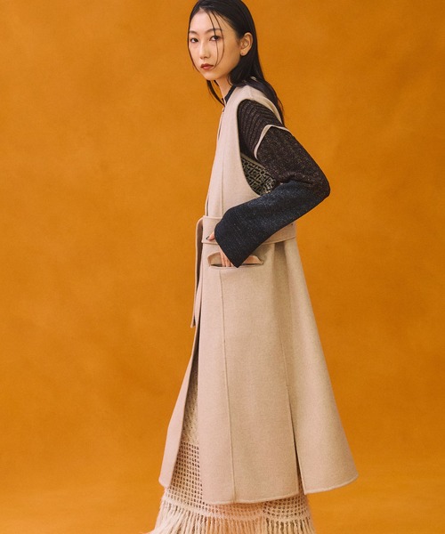 PUBLIC TOKYO(パブリックトウキョウ)の「ロングリバージレ(その他アウター・レディース・ベージュ/ダークグレー・FREE)」の4枚目の写真