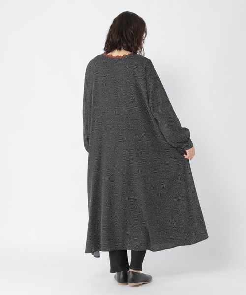 studio CLIP（スタディオクリップ）の「ダブルフロントプリントワンピース（ワンピース・レディース・その他1/その他2・FREE）」の4枚目の写真