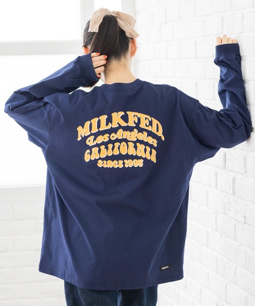 MILKFED.(ミルクフェド)の「LS TEE ARCH COOPER LOGO(Tシャツ/カットソー・レディース・ホワイト/ネイビー/ライトブルー/ブラック/オフホワイト・ONE SIZE)」の5枚目の写真