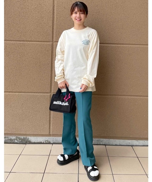 MILKFED.(ミルクフェド)の「LS TEE ARCH COOPER LOGO(Tシャツ/カットソー・レディース・ホワイト/ネイビー/ライトブルー/ブラック/オフホワイト・ONE SIZE)」の21枚目の写真