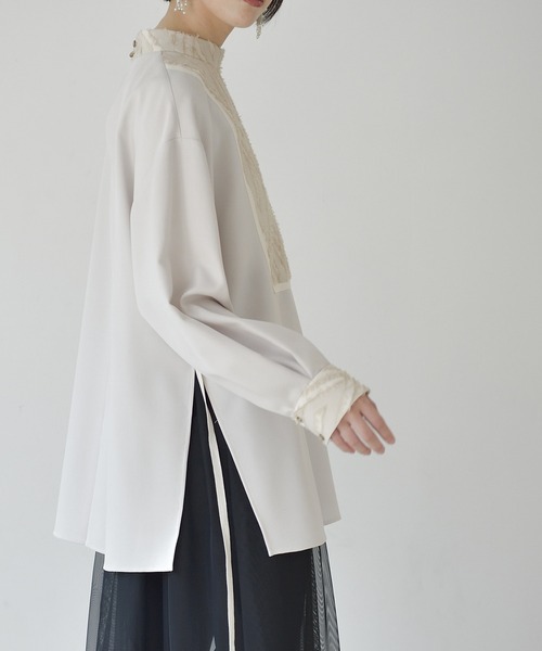 La SRIC(ラスリック)の「La SRIC / カットJQハイネックBL(シャツ/ブラウス・レディース・ベージュ/グレー/ブラック・38)」の11枚目の写真