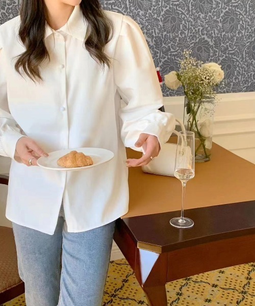 Diosfront(ディオスフロント)の「ボリュウームスリーブルーズシャツ(シャツ/ブラウス・レディース・ホワイト/ブラック/ブルー・M/L)」の19枚目の写真