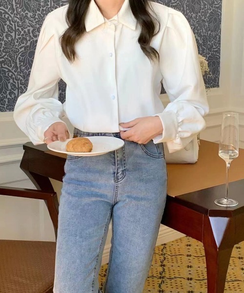 Diosfront(ディオスフロント)の「ボリュウームスリーブルーズシャツ(シャツ/ブラウス・レディース・ホワイト/ブラック/ブルー・M/L)」の8枚目の写真