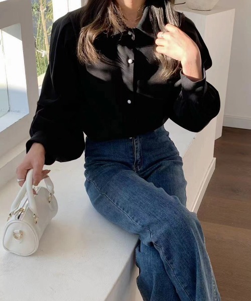 Diosfront(ディオスフロント)の「ボリュウームスリーブルーズシャツ(シャツ/ブラウス・レディース・ホワイト/ブラック/ブルー・M/L)」の17枚目の写真