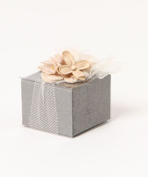 m.soeur（エムスール）の「布花とレースのギフトボックス（小）（ラッピングキット・レディース・ベージュ・FREE）」の5枚目の写真