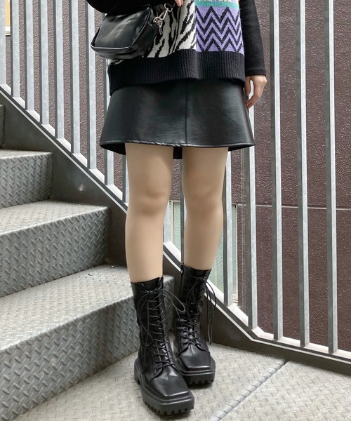 Figments（フィグメンツ）の「合皮ミニスカート（スカート・レディース・ブラック/オフホワイト・MEDIUM/SMALL）」の15枚目の写真