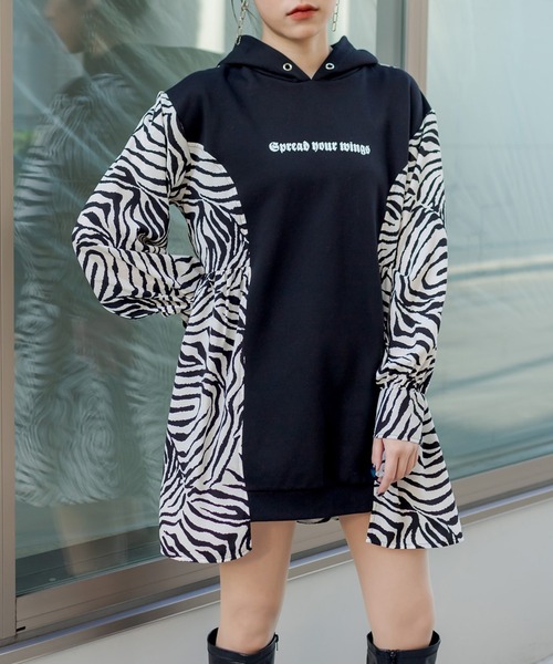 RASVOA（ラスボア）の「ゼブラ切替パーカーワンピース（ワンピース・レディース・ブラック/グリーン・FREE）」の2枚目の写真