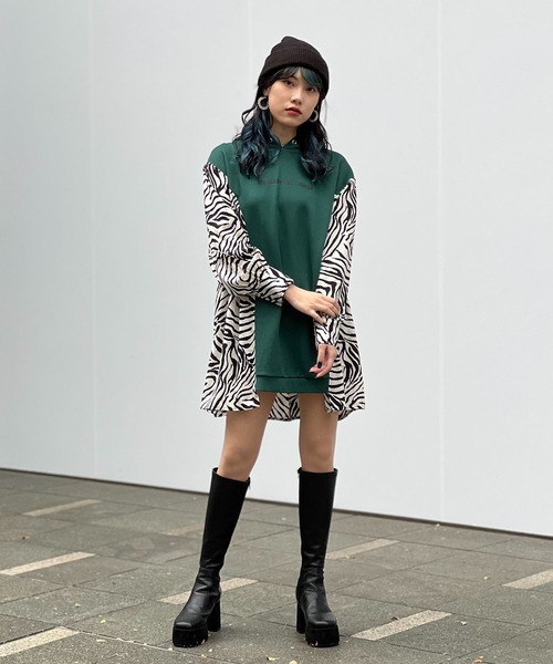 RASVOA（ラスボア）の「ゼブラ切替パーカーワンピース（ワンピース・レディース・ブラック/グリーン・FREE）」の18枚目の写真