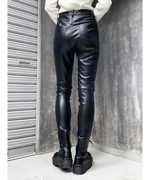 ENVYM レザーパンツ ENVYM（アンビー）の「フェイクレザーSPT（その他パンツ