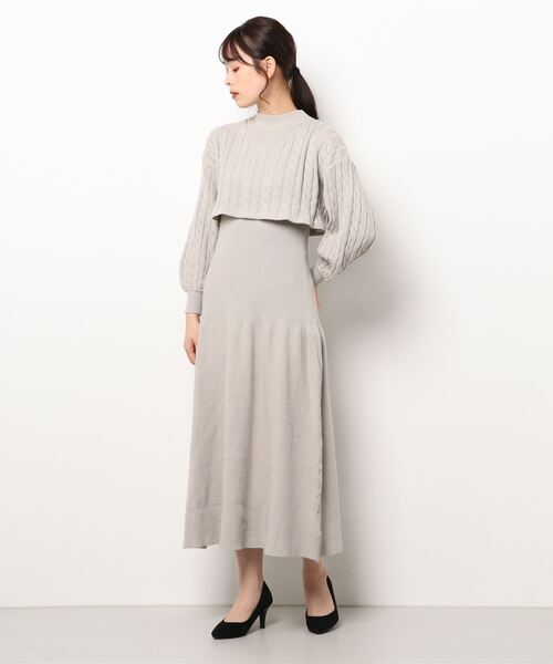 ANDGEEBEE（アンジービー）の「ニットワンピセット（ワンピース・レディース・ベージュ/ブラウン・MEDIUM）」の6枚目の写真