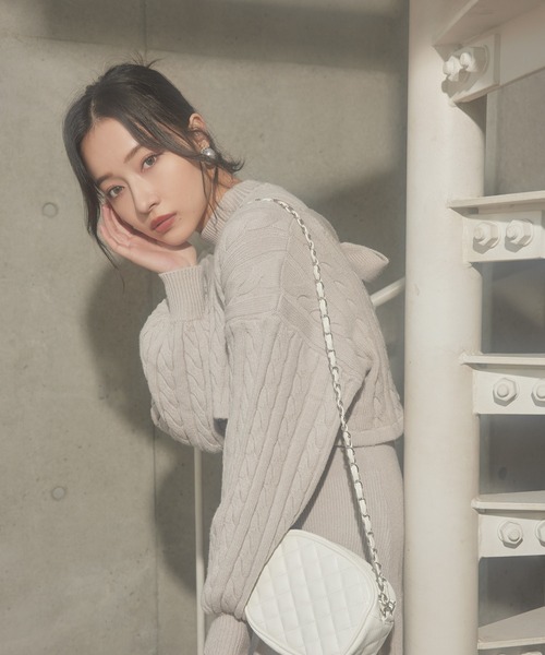 ANDGEEBEE（アンジービー）の「ニットワンピセット（ワンピース・レディース・ベージュ/ブラウン・MEDIUM）」の14枚目の写真