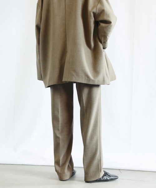 select MOCA(セレクトモカ)の「ベーシックテーパードパンツ(スラックス・レディース・ベージュ/ライトイエロー・SMALL/MEDIUM)」の11枚目の写真