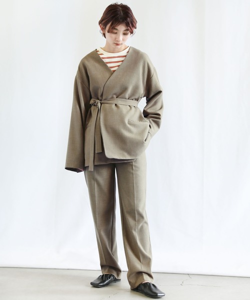 select MOCA(セレクトモカ)の「ベーシックテーパードパンツ(スラックス・レディース・ベージュ/ライトイエロー・SMALL/MEDIUM)」の15枚目の写真