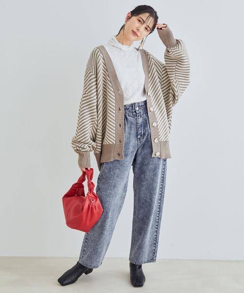 vis-`a-vis（ビサビ）の「【WEB限定】ケミカルウォッシュウエストギャザーストレートデニム（デニムパンツ・レディース・ブルー系その他6/ブラック系その他・SS/M/S/L）」の4枚目の写真