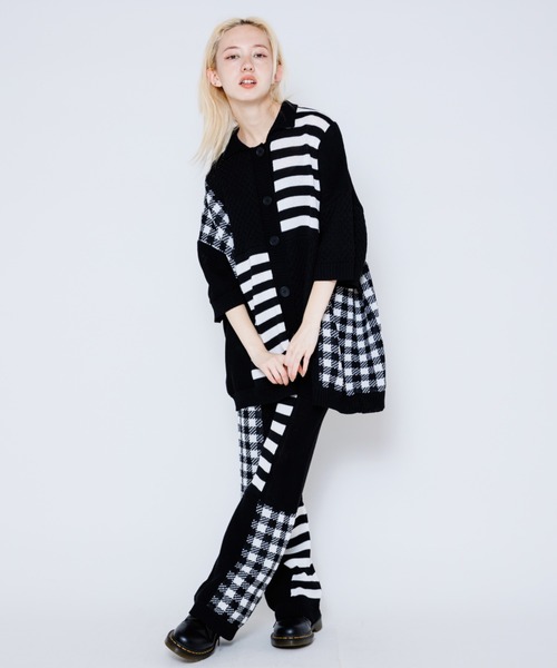 Candy Stripper(キャンディストリッパー)の「COVERED WITH PATTERNS KNIT カーディガン(カーディガン/ボレロ・レディース・パープル/ブラック/カーキ・2)」の21枚目の写真
