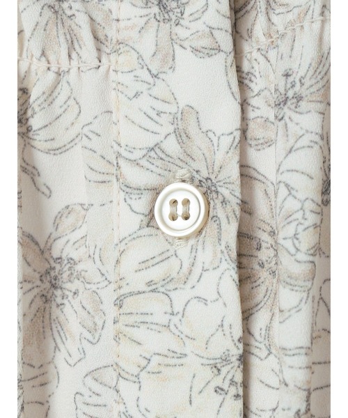 earth music&ecology(アースミュージックアンドエコロジー)の「シャーリングギャザーワンピース(フラワー)*(ワンピース・レディース・ベージュ/サックスブルー・FREE)」の21枚目の写真