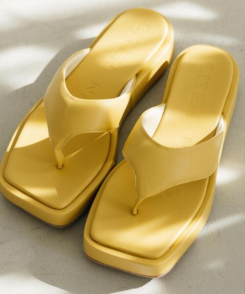 CITEN（シテン）の「＜CITEN（シテン）＞ボリュームソール ワイドトング サンダル（サンダル・レディース・ブラック/クリーム・L/M/S）」の17枚目の写真