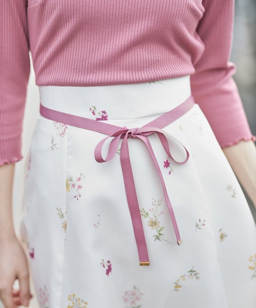 tocco closet（トッコ　クローゼット）の「ウエストリボン付きリブカットソー×フラワープリントドッキングワンピース（ワンピース・レディース・ネイビー/ピンク・M）」の8枚目の写真