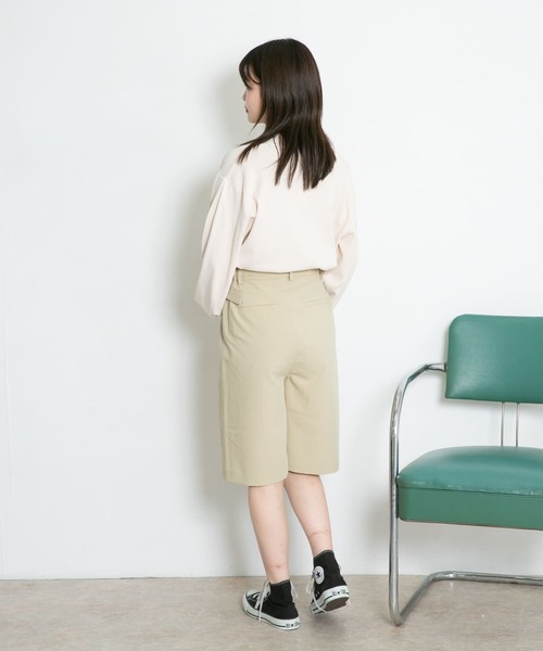 KBF（ケイビーエフ）の「illi　ショルダータックニットプルオーバー（ニット/セーター・レディース・チャコールグレー/ベージュ/アイボリー・ONE）」の11枚目の写真