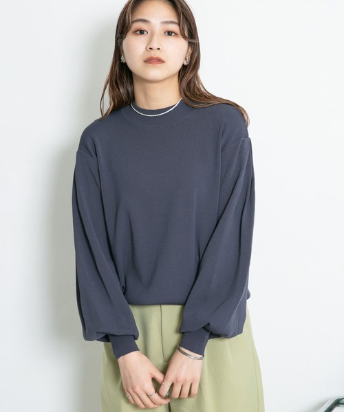 KBF（ケイビーエフ）の「illi　ショルダータックニットプルオーバー（ニット/セーター・レディース・チャコールグレー/ベージュ/アイボリー・ONE）」の12枚目の写真