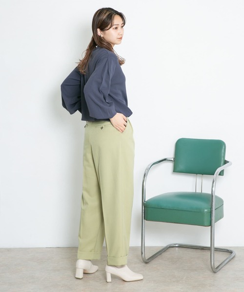 KBF（ケイビーエフ）の「illi　ショルダータックニットプルオーバー（ニット/セーター・レディース・チャコールグレー/ベージュ/アイボリー・ONE）」の16枚目の写真