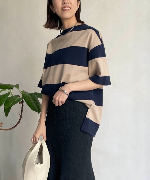 CAPRICIEUX LE'MAGE(カプリシューレマージュ)の「〈WEB限定〉ワイドボーダーTシャツ(Tシャツ/カットソー・レディース・ホワイト/ベージュ・FREE)」の13枚目の写真