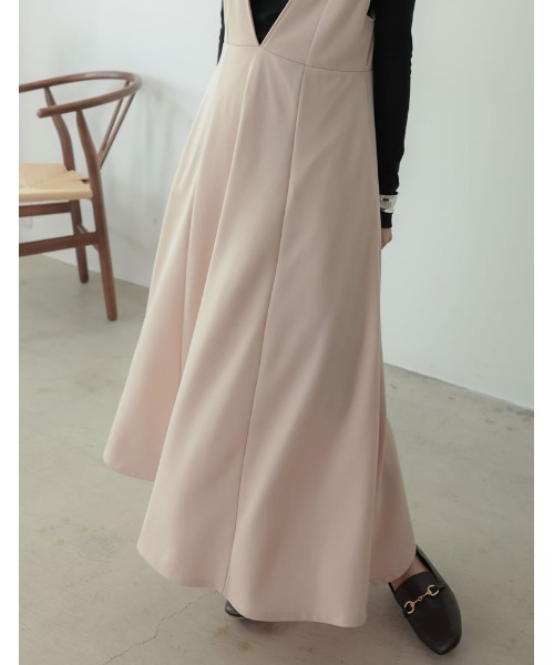 Re:EDIT(リエディ)の「カットジャガード深Vネックジャンパースカート(ジャンパースカート・レディース・ブルー/アイボリー/ブラック/オレンジ/キャメル・TALL/LARGE/SHORT/MEDIUM)」の14枚目の写真