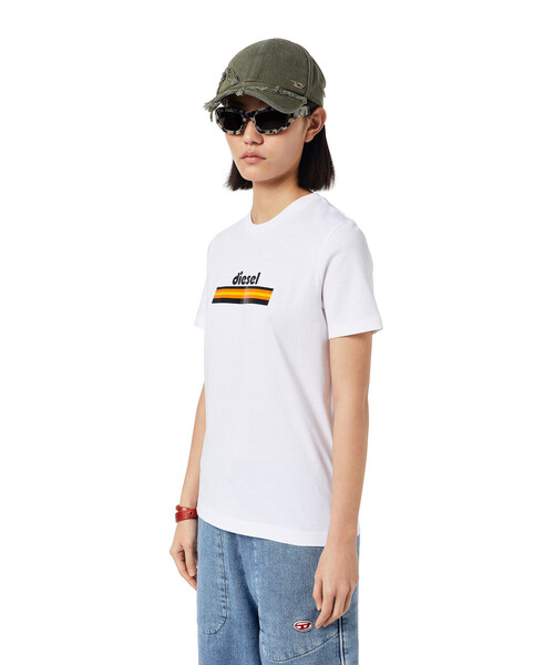 DIESEL（ディーゼル）の「レディース Tシャツ 半袖 クルーネック レギュラーフィット ロゴ（Tシャツ/カットソー・レディース・ホワイト/ブラック・SMALL/MEDIUM/LARGE/X-SMALL）」の16枚目の写真