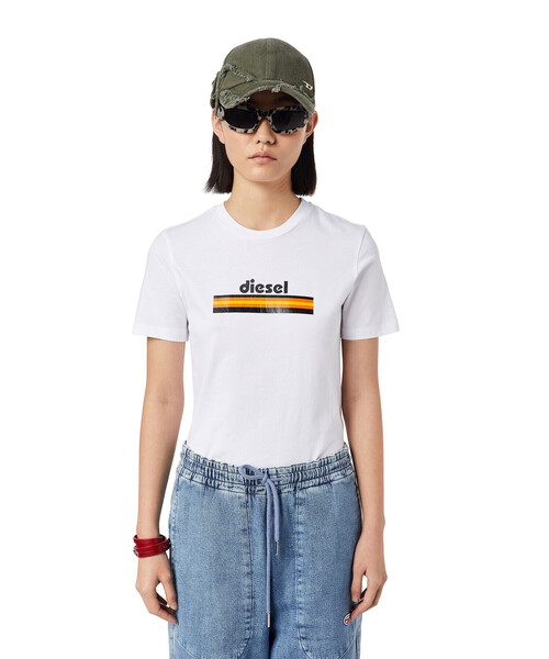 DIESEL（ディーゼル）の「レディース Tシャツ 半袖 クルーネック レギュラーフィット ロゴ（Tシャツ/カットソー・レディース・ホワイト/ブラック・SMALL/MEDIUM/LARGE/X-SMALL）」の21枚目の写真