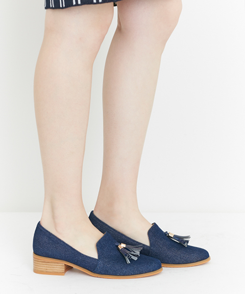 ORiental TRaffic（オリエンタルトラフィック）の「【SALE　50%OFF！】春夏新作★タッセルシューズ★5106（パンプス・レディース・ブラック/ブルー/ホワイト/グレー系その他・41/38/34/42/35/40/36/37/39）」の4枚目の写真