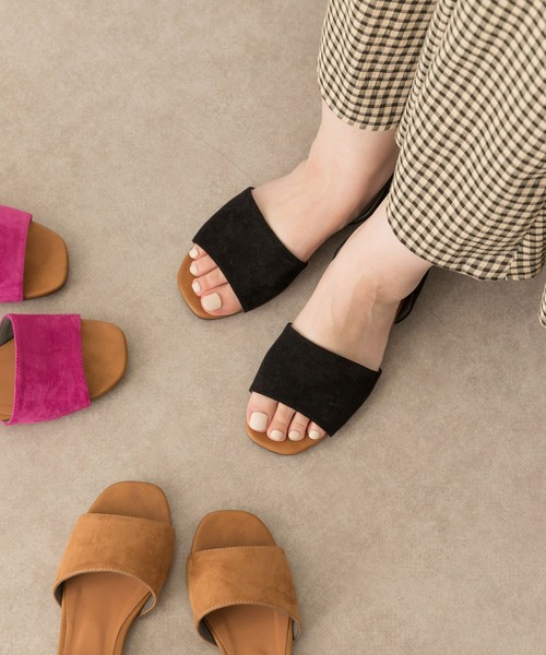 RODE SKO（ロデスコ）の「スエード調オープントゥサンダル（サンダル・レディース・ブラック/キャメル/ピンク系その他・36/37/38）」の2枚目の写真