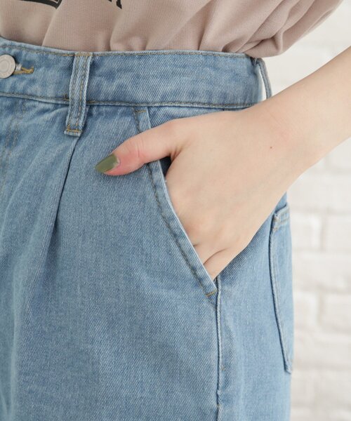 Cutie Blonde（キューティーブロンド）の「◆デニムカットオフショートパンツ（その他パンツ・レディース・オフホワイト/ブルー/ピンク系・01/02）」の9枚目の写真