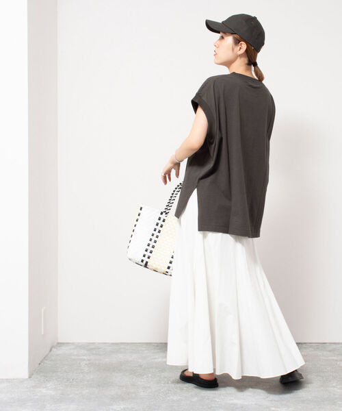 NOLLEY’S(ノーリーズ)の「◇【WEB限定】USA COTTON フレンチTシャツ(Tシャツ/カットソー・レディース・ベージュ/グリーン/オフホワイト/チャコールグレー・FREE)」の19枚目の写真