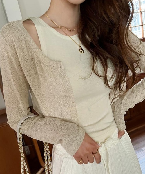 NANING9（ナンニング）の「NANING9 クロップドシアーカーディガン（カーディガン/ボレロ・レディース・ブラック/ベージュ/アイボリー・FREE）」の3枚目の写真