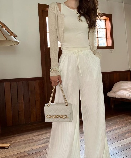 NANING9（ナンニング）の「NANING9 クロップドシアーカーディガン（カーディガン/ボレロ・レディース・ブラック/ベージュ/アイボリー・FREE）」の9枚目の写真