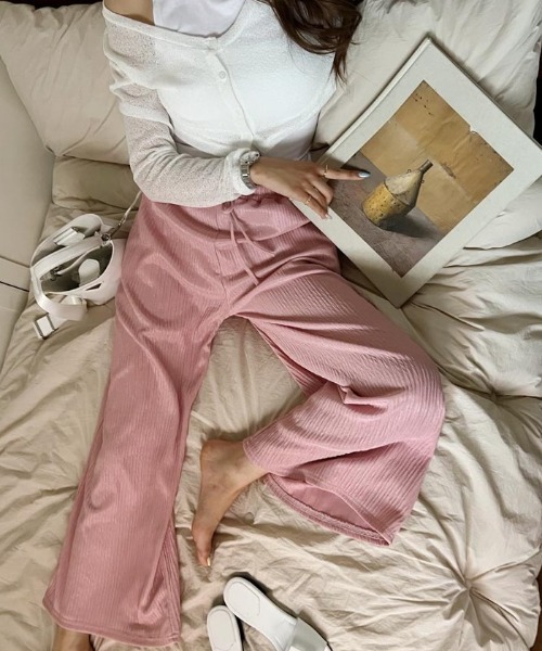 NANING9（ナンニング）の「NANING9 クロップドシアーカーディガン（カーディガン/ボレロ・レディース・ブラック/ベージュ/アイボリー・FREE）」の13枚目の写真