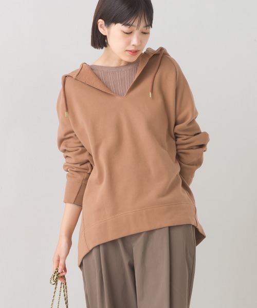OMNES(オムネス)の「裏毛スウェット フロントV開き フードプルオーバー(パーカー・レディース・ベージュ/ネイビー/ブラウン/アイボリー/ブルー系その他・FREE)」の14枚目の写真