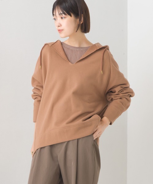 OMNES(オムネス)の「裏毛スウェット フロントV開き フードプルオーバー(パーカー・レディース・ベージュ/ネイビー/ブラウン/アイボリー/ブルー系その他・FREE)」の12枚目の写真