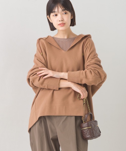 OMNES(オムネス)の「裏毛スウェット フロントV開き フードプルオーバー(パーカー・レディース・ベージュ/ネイビー/ブラウン/アイボリー/ブルー系その他・FREE)」の17枚目の写真